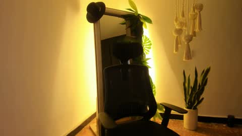 Venus online show from 02-17-25, 02:26