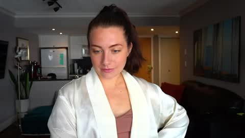 scarlajade online show from 04-24-26, 11:51