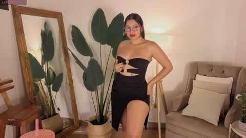 Snapshot of scarlet__15_ chatting on 04-13-26, 12:21 Scarlet online show from 04-13-26, 12:21