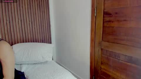scarlet__rose_ online show from 06-22-26, 07:00