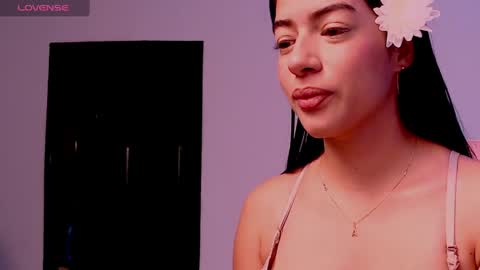 scarlet_carterr online show from 04-22-26, 01:45