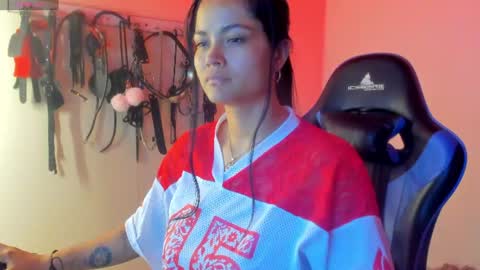 scarlet taylor kennedy online show from 08-04-26, 07:38