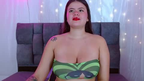 scarlet_sexy12 online show from 06-03-26, 03:39