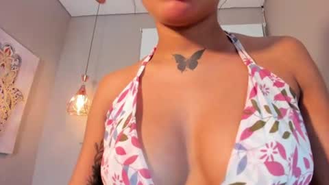 scarlet_vixen_ online show from 07-01-26, 03:23