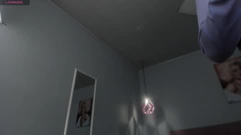 Snapshot of scarletgv chatting on 02-13-26, 05:14 Scarlet online show from 02-13-26, 05:14