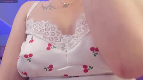 Snapshot of scarletgv chatting on 02-20-26, 06:10 Scarlet online show from 02-20-26, 06:10