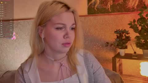 Snapshot of scarletmarney chatting on 05-17-26, 03:15 scarletmarney online show from 05-17-26, 03:15
