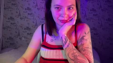 scarletpetal online show from 10-15-25, 10:37