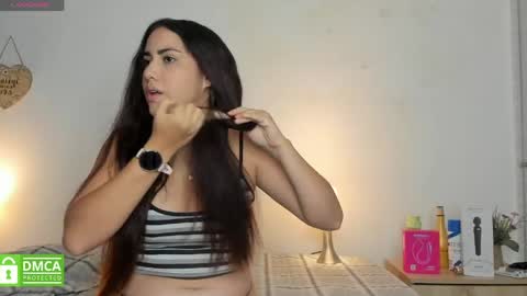 Snapshot of scarlett_00_ chatting on 05-04-26, 10:50 Scarlett Evans online show from 05-04-26, 10:50