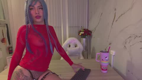 Snapshot of scarlett_collins01 chatting on 12-29-24, 12:52 Scarlett Collins online show from 12-29-24, 12:52