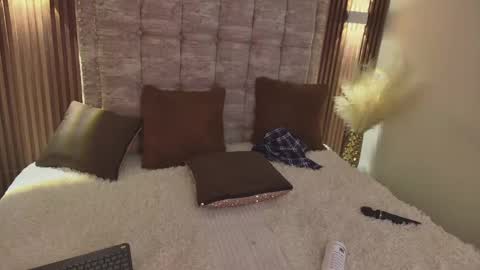 Snapshot of scarlett_collins01 chatting on 03-06-25, 06:41 Scarlett Collins online show from 03-06-25, 06:41