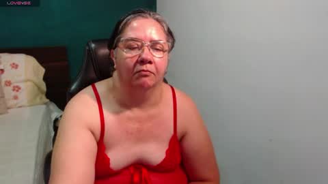 Snapshot of scarlett_duboi1 chatting on 07-09-26, 12:15 Scarlett online show from 07-09-26, 12:15
