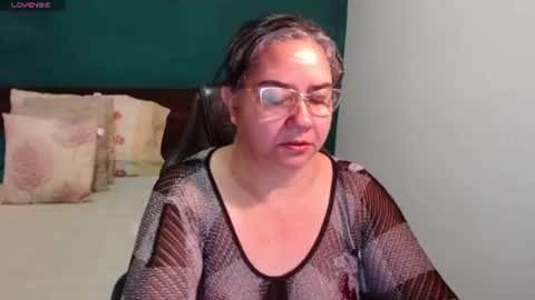 Snapshot of scarlett_duboi1 chatting on 07-10-26, 07:34 Scarlett online show from 07-10-26, 07:34