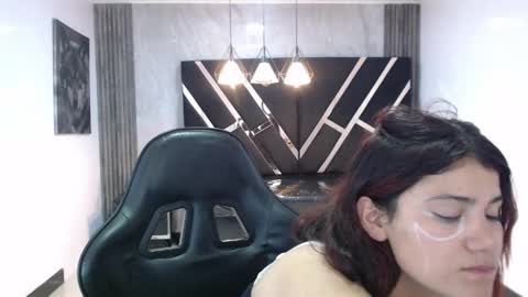 scarlett_jhonson_ch online show from 04-12-26, 03:17