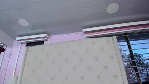 Snapshot of scarlett_leblanc_ chatting on 02-16-26, 12:01 scarlett_leblanc_ online show from 02-16-26, 12:01