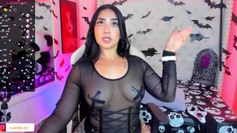 Snapshot of scarlett_luv chatting on 11-01-25, 04:36 Kim online show from 11-01-25, 04:36