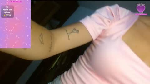 Snapshot of scarlett_ross2 chatting on 08-04-26, 01:09 scarlett_ross2 online show from 08-04-26, 01:09