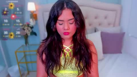 Snapshot of scarlett_rouss_ chatting on 09-18-25, 09:06 Scarlett online show from 09-18-25, 09:06