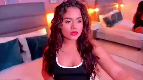 Snapshot of scarlett_rouss_ chatting on 09-19-25, 09:26 Scarlett online show from 09-19-25, 09:26