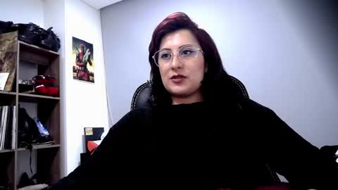 Snapshot of scarlett_sen chatting on 04-23-26, 01:57 Mistress Scarlett online show from 04-23-26, 01:57