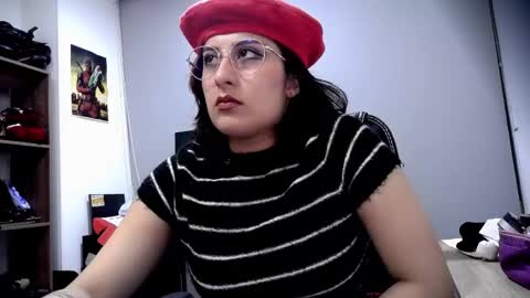 Snapshot of scarlett_sen chatting on 04-25-26, 02:58 Mistress Scarlett online show from 04-25-26, 02:58