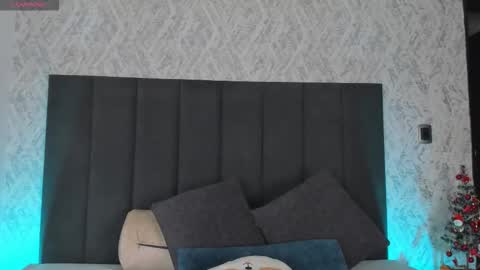 Scarlett online show from 12-19-25, 05:14