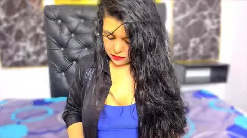 Snapshot of scarlett_w0lf chatting on 10-09-25, 03:32 Scarlett online show from 10-09-25, 03:32