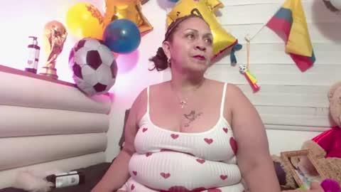 Snapshot of scarlettbooty chatting on 06-26-26, 10:08 scarlettbooty online show from 06-26-26, 10:08