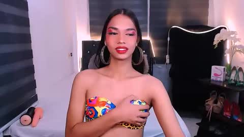 scarlette online show from 02-05-25, 09:36