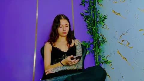 Snapshot of scarlettjones_x chatting on 09-28-25, 12:49 Scarlet online show from 09-28-25, 12:49