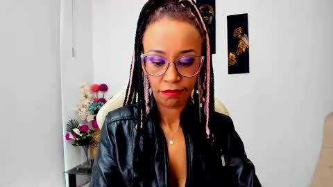 Snapshot of scarlettmalbec chatting on 03-04-25, 08:38 Scarlett online show from 03-04-25, 08:38