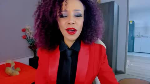 Snapshot of scarlettmalbec chatting on 02-27-26, 08:31 Scarlett online show from 02-27-26, 08:31