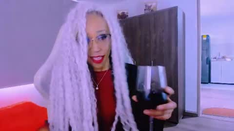 Snapshot of scarlettmalbec chatting on 07-09-26, 08:35 Scarlett online show from 07-09-26, 08:35