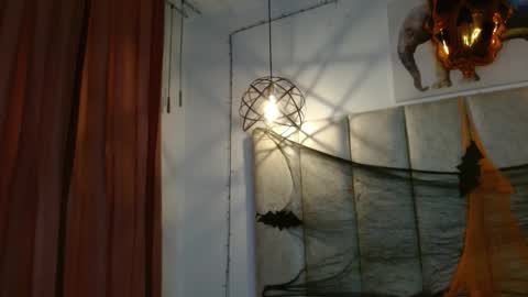 Scarlett online show from 10-26-25, 04:07