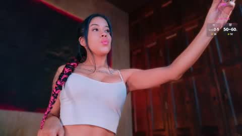 Snapshot of scarlettsinclaiir_ chatting on 05-01-26, 05:06 scarlettsinclaiir_ online show from 05-01-26, 05:06