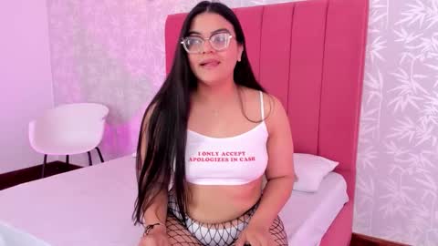 Scarlett Whitmore online show from 11-15-25, 05:05