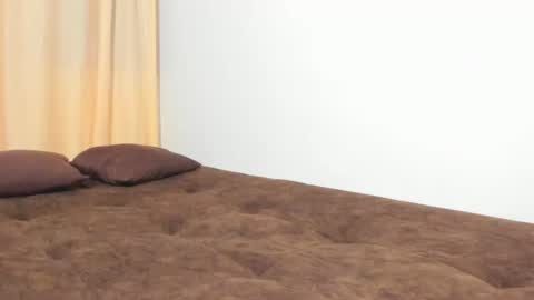 Snapshot of scenebrandy chatting on 02-17-26, 11:40 scenebrandy online show from 02-17-26, 11:40