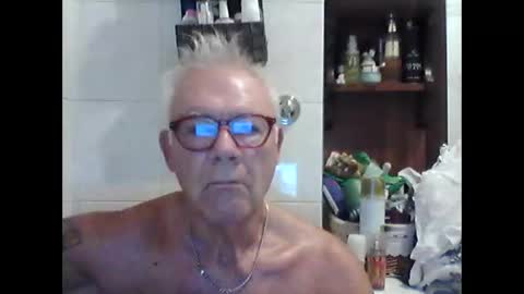 schizzodoro online show from 09-15-25, 04:12