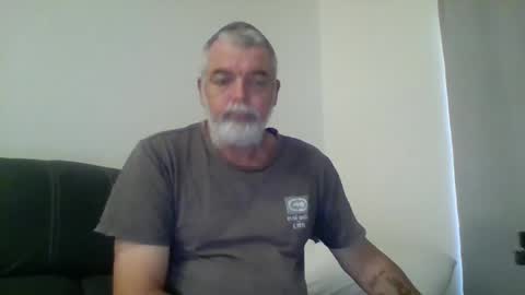 Snapshot of schooner73 chatting on 12-27-24, 11:10 Schooner73 online show from 12-27-24, 11:10