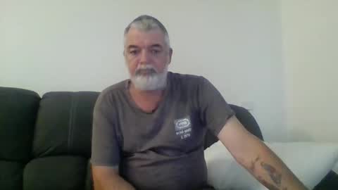 Snapshot of schooner73 chatting on 12-29-24, 02:06 Schooner73 online show from 12-29-24, 02:06