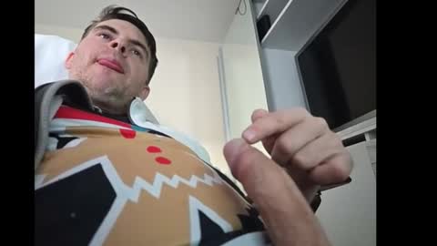 schosch01 online show from 12-13-24, 01:44