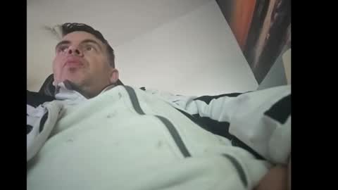 schosch01 online show from 03-12-25, 01:08