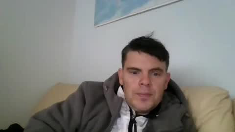 schosch01 online show from 10-07-25, 10:23