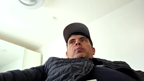 schosch01 online show from 03-16-26, 12:20