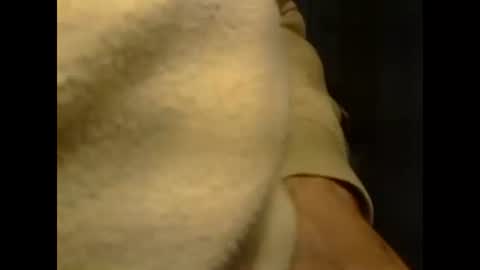 Snapshot of schwaermer1 chatting on 02-20-26, 02:06 schwaermer1 online show from 02-20-26, 02:06