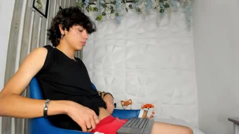 Snapshot of sckrapper chatting on 05-29-26, 02:59 sckrapper online show from 05-29-26, 02:59