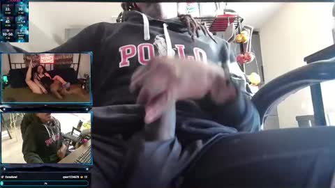 Snapshot of scoobysnow chatting on 11-14-25, 12:48 Scooby snow online show from 11-14-25, 12:48