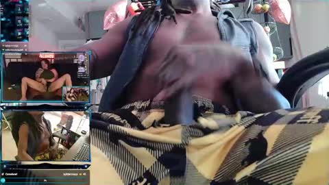 Snapshot of scoobysnow chatting on 11-27-25, 01:02 Scooby snow online show from 11-27-25, 01:02