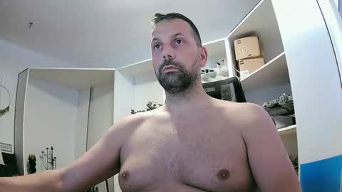 Snapshot of scorpion_cock chatting on 04-19-26, 04:50 scorpion_cock online show from 04-19-26, 04:50