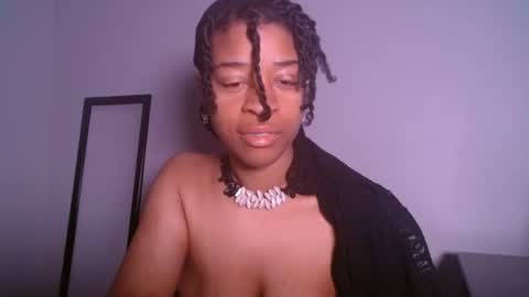 Snapshot of scorpionnluv chatting on 10-31-25, 11:33 scorpionnluv online show from 10-31-25, 11:33